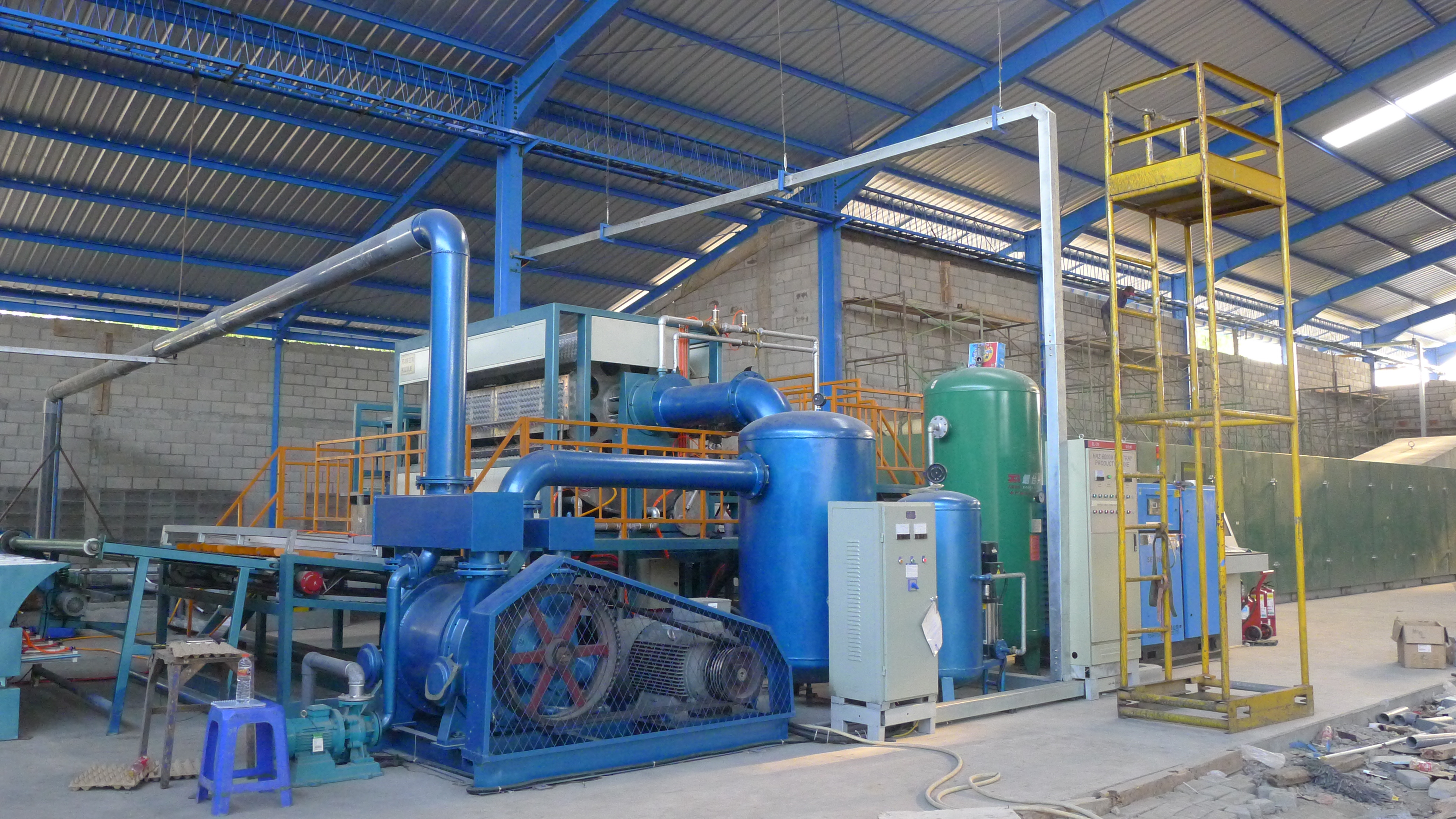 蛋托機(jī)、蛋托生產(chǎn)線(xiàn)、雞蛋托盤(pán)機(jī)，請(qǐng)致電宏潤(rùn)包裝